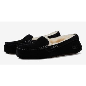 Ugg Ansley Slipper/Moc in Black NWOB Size 8